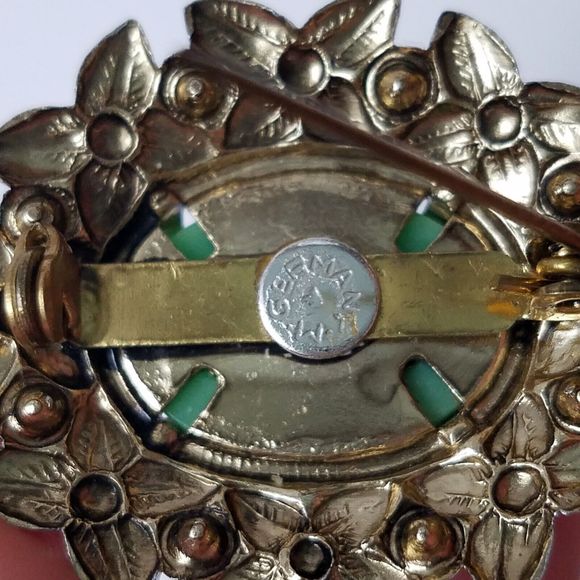 Vtg West Germany Green Cabochon Glass & Rhinestone Goldtone Floral Pin Brooch - Picture 6 of 7